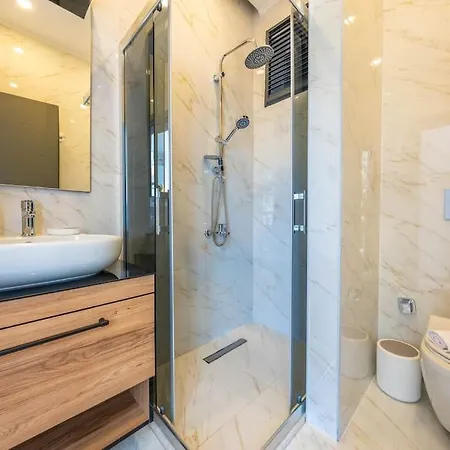 فيلة Eosa Homes 3 - فتحية